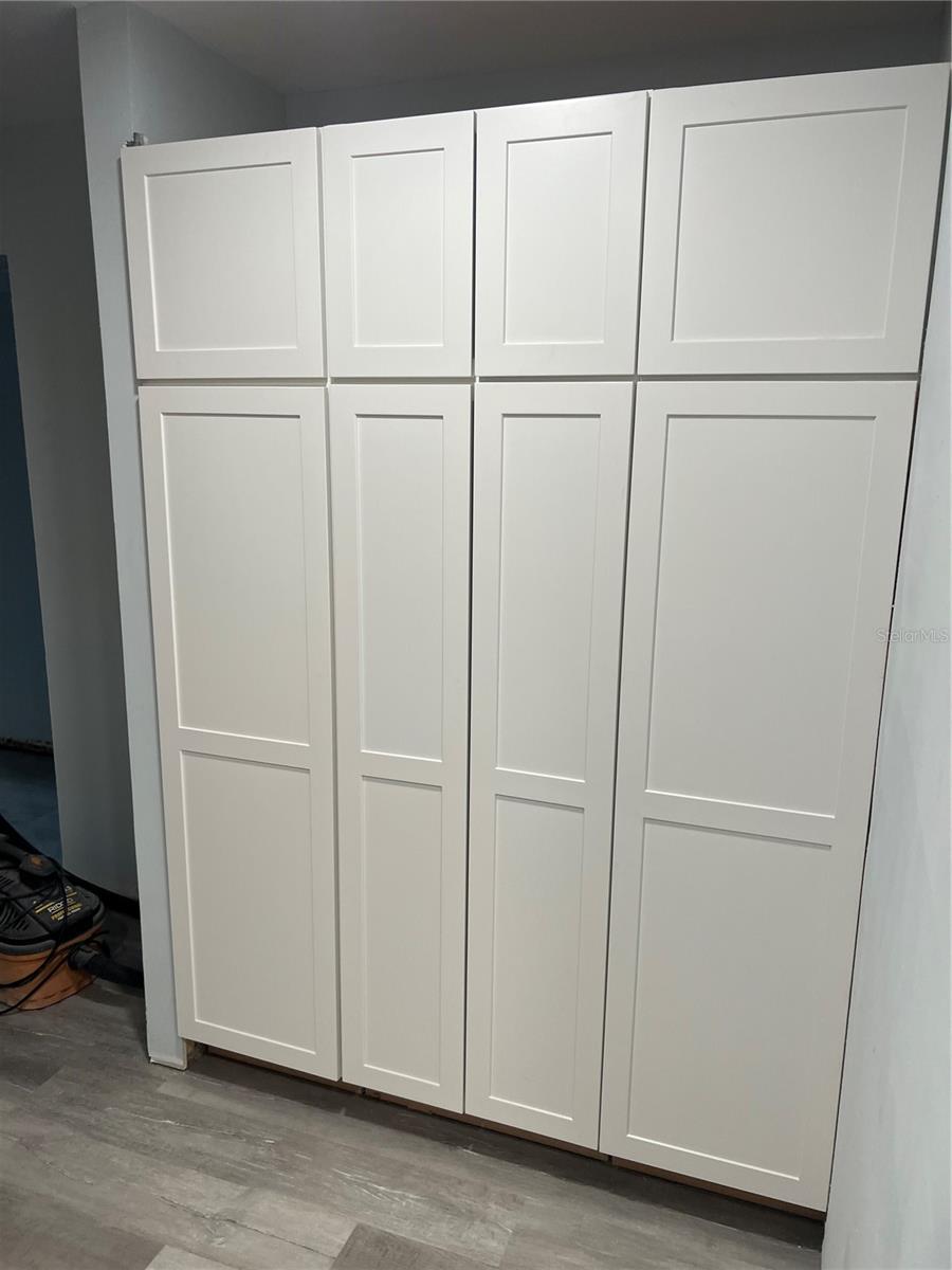 2808 W AZEELE 103
