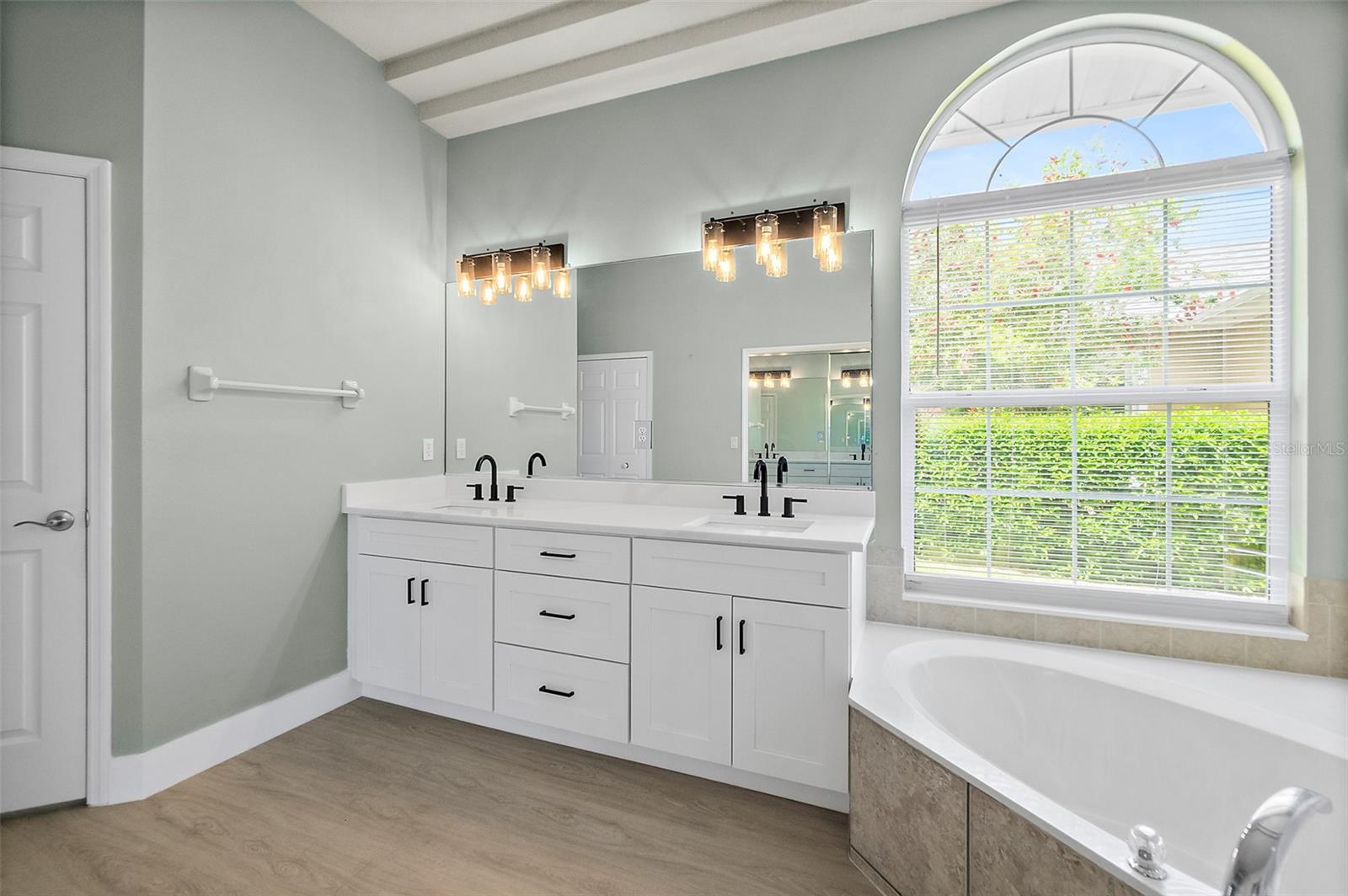 PLANTATION BAY PH 01A UNIT 01-6 - Residential