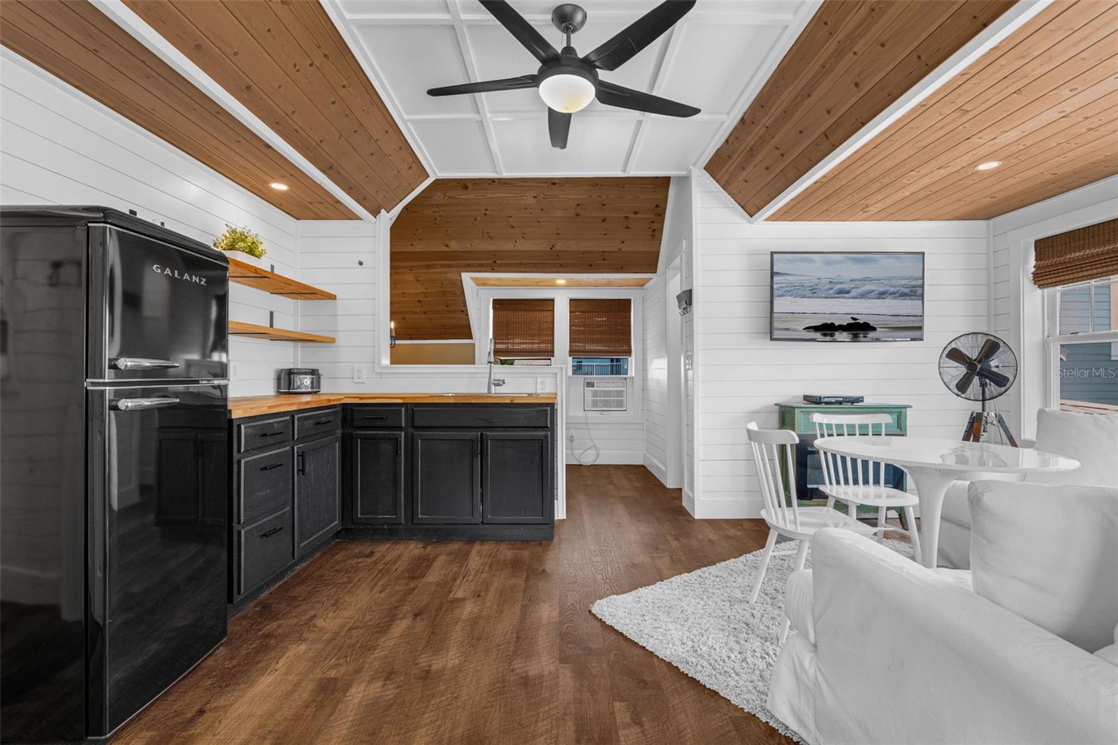 OAKLAND PARK - Residential