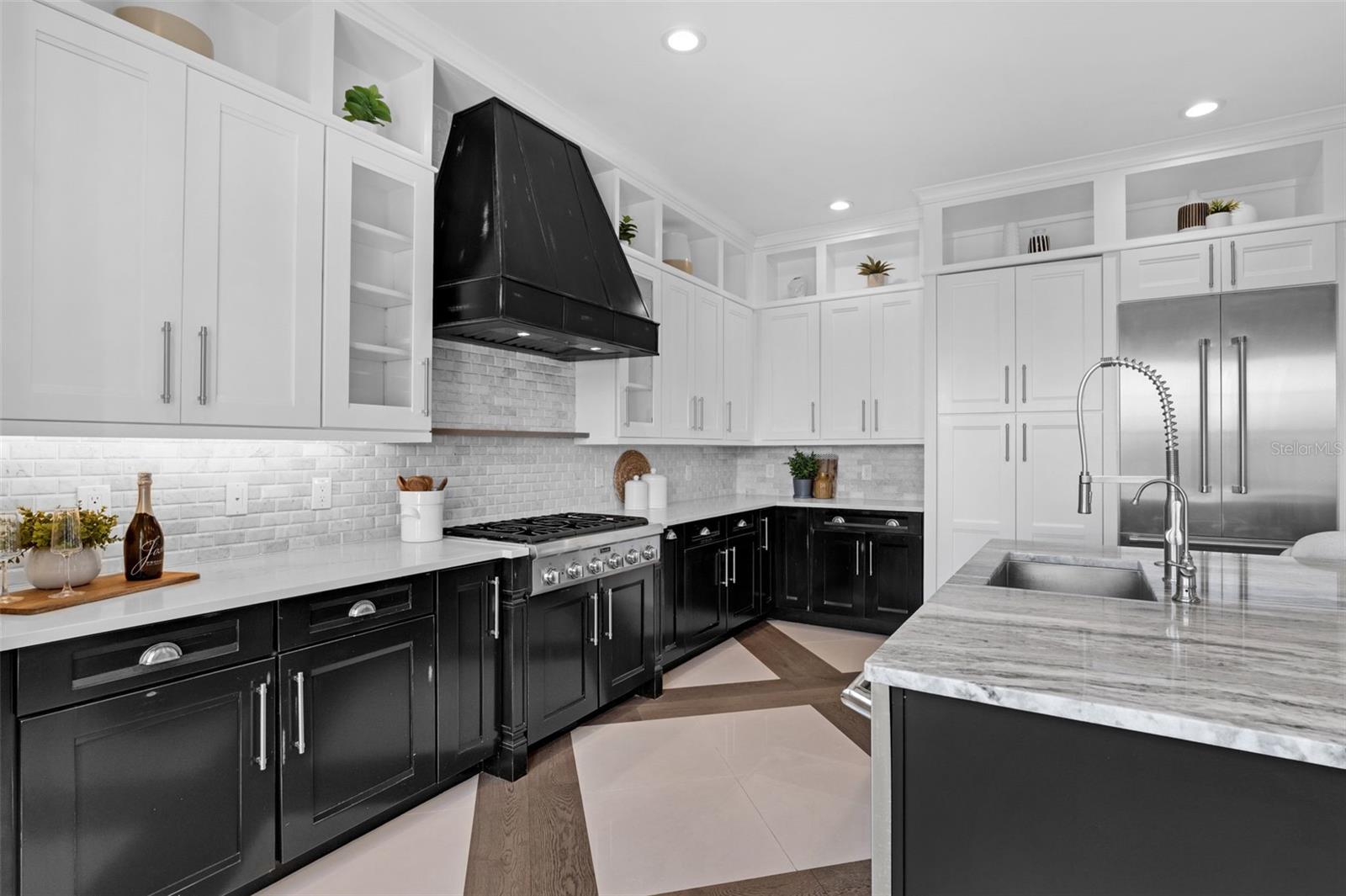 OAKLAND PARK - Residential