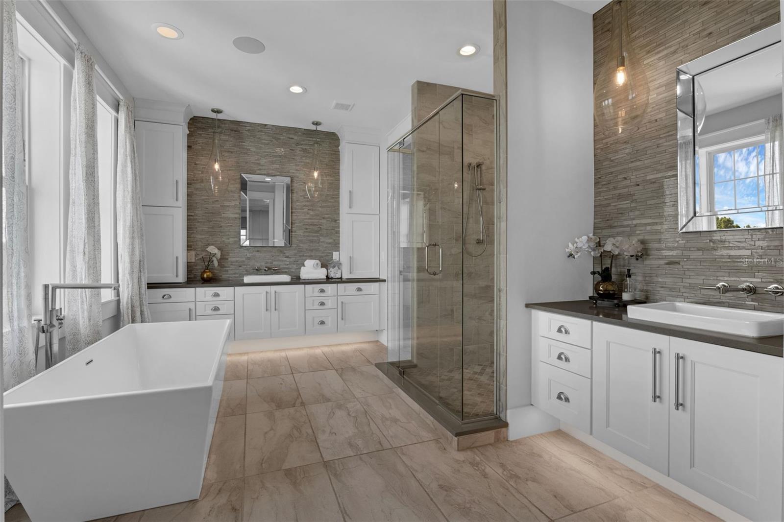 OAKLAND PARK - Residential