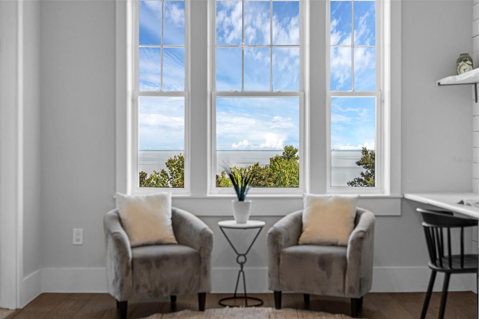 OAKLAND PARK - Residential