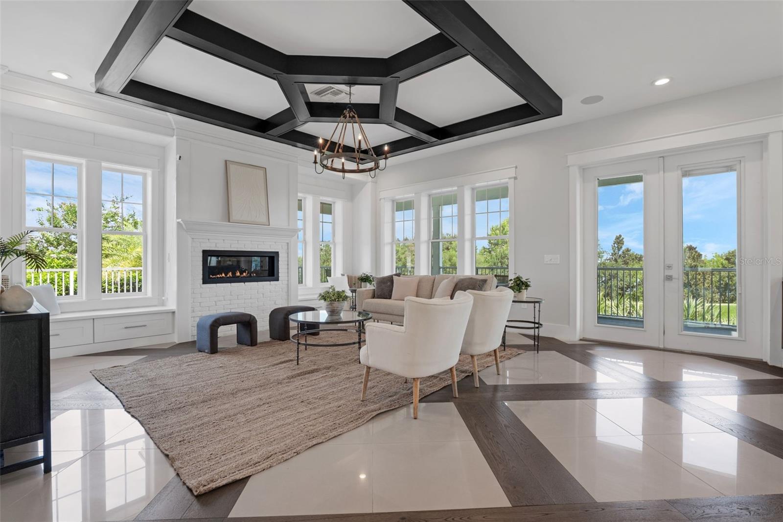 OAKLAND PARK - Residential