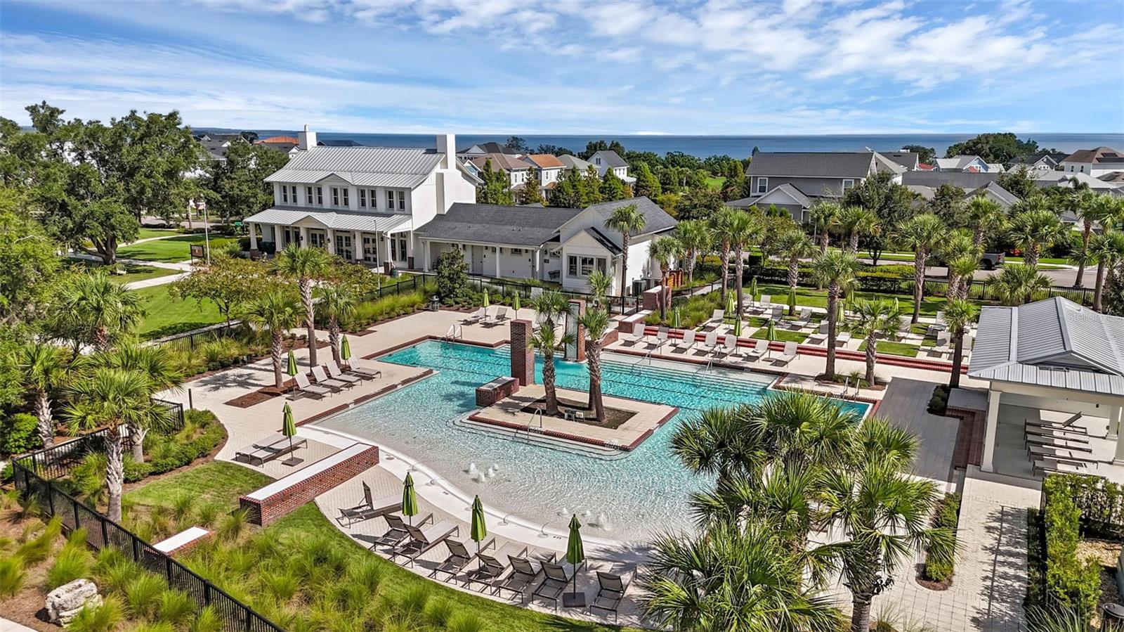 OAKLAND PARK - Residential