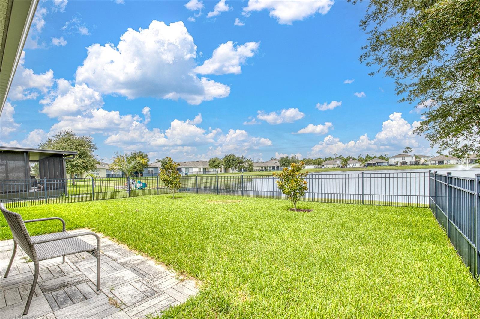 548 ARMOYAN WAY