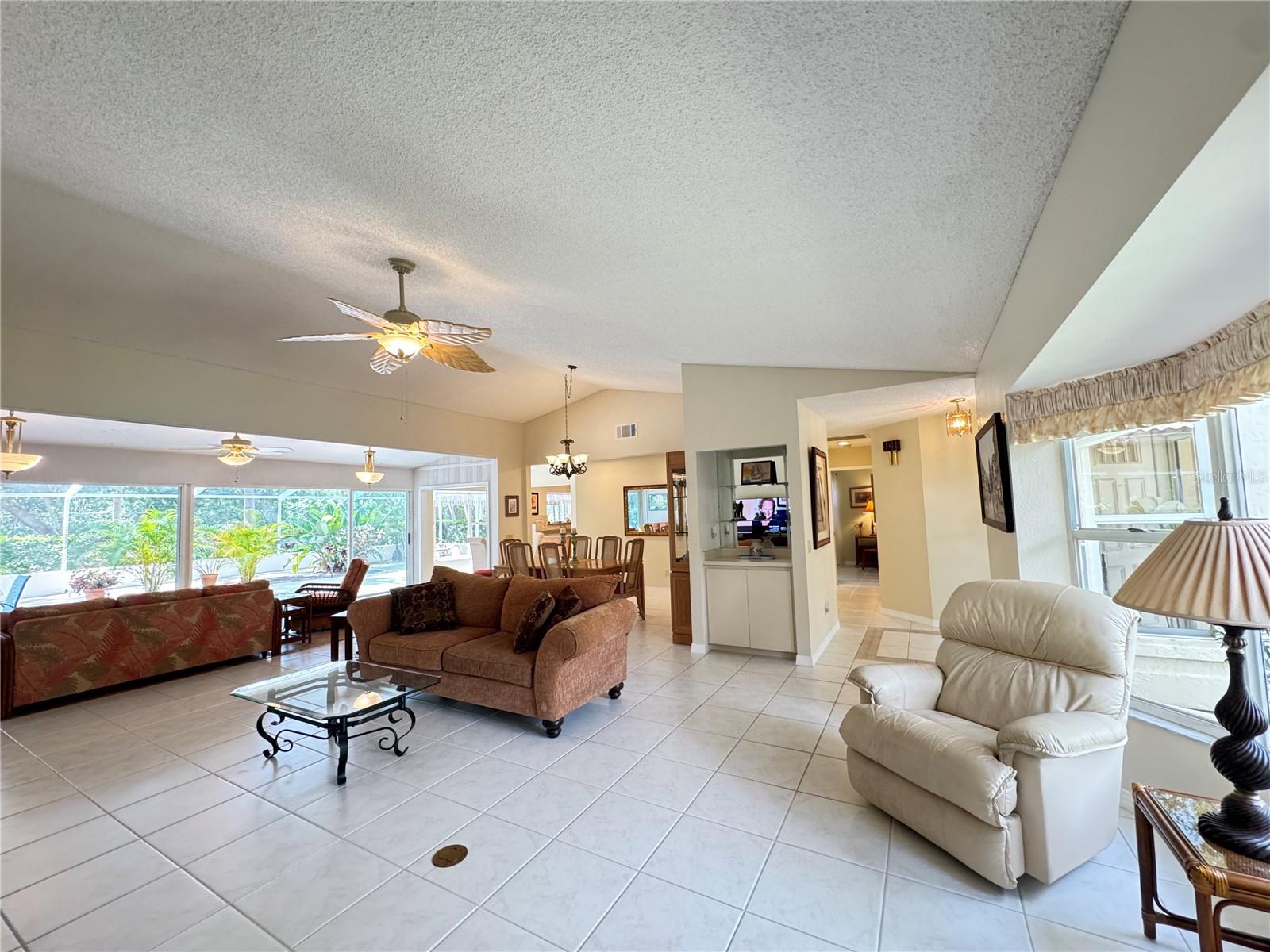 5714 GARDEN LAKES FERN