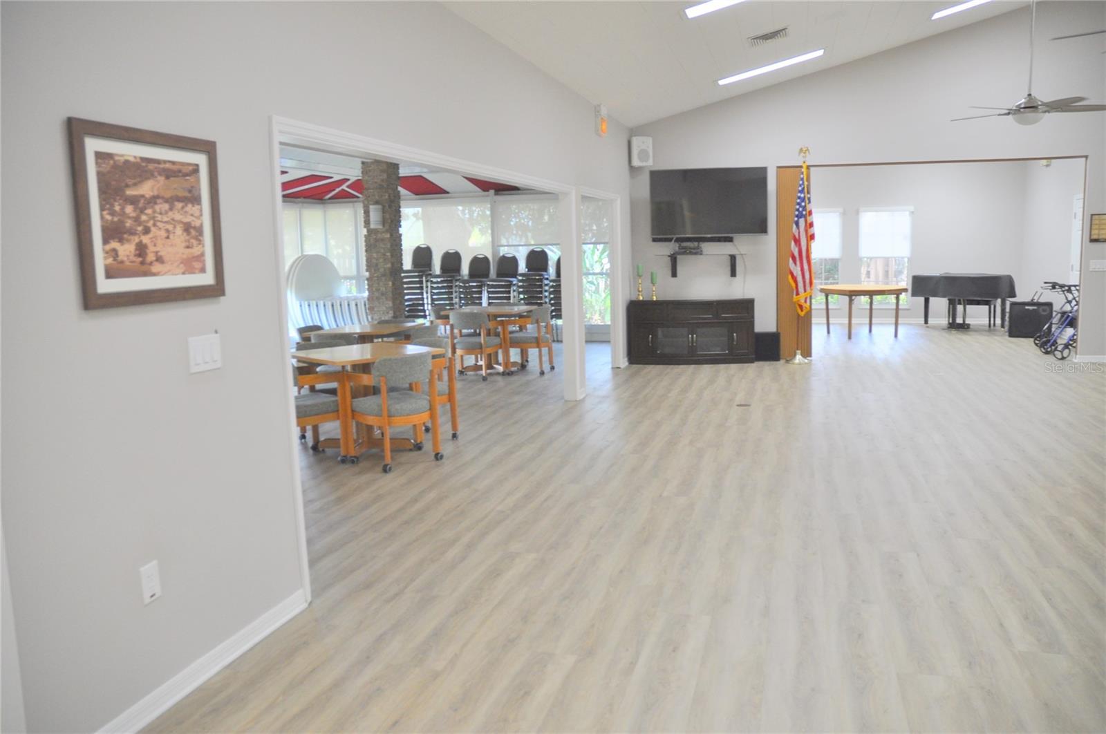 GARDEN LAKES VILLAGE SEC 3 - Residential