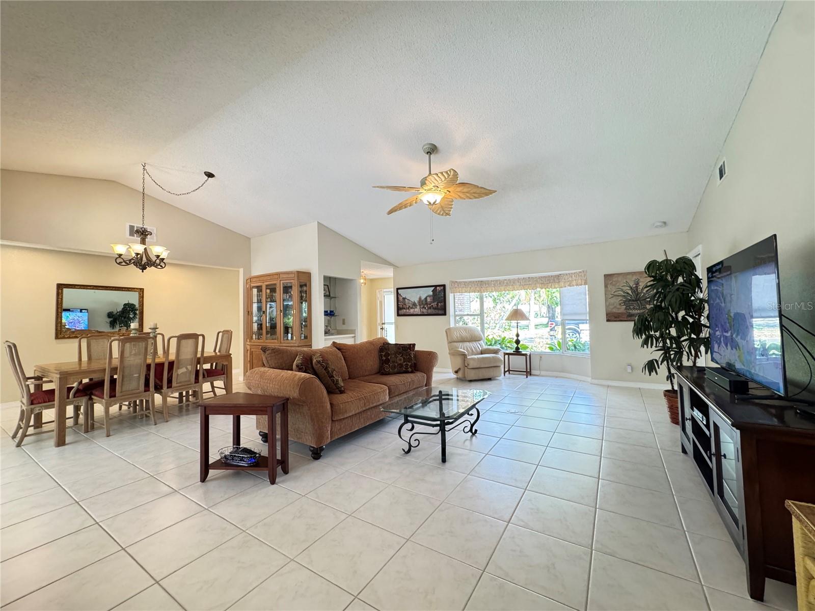 5714 GARDEN LAKES FERN