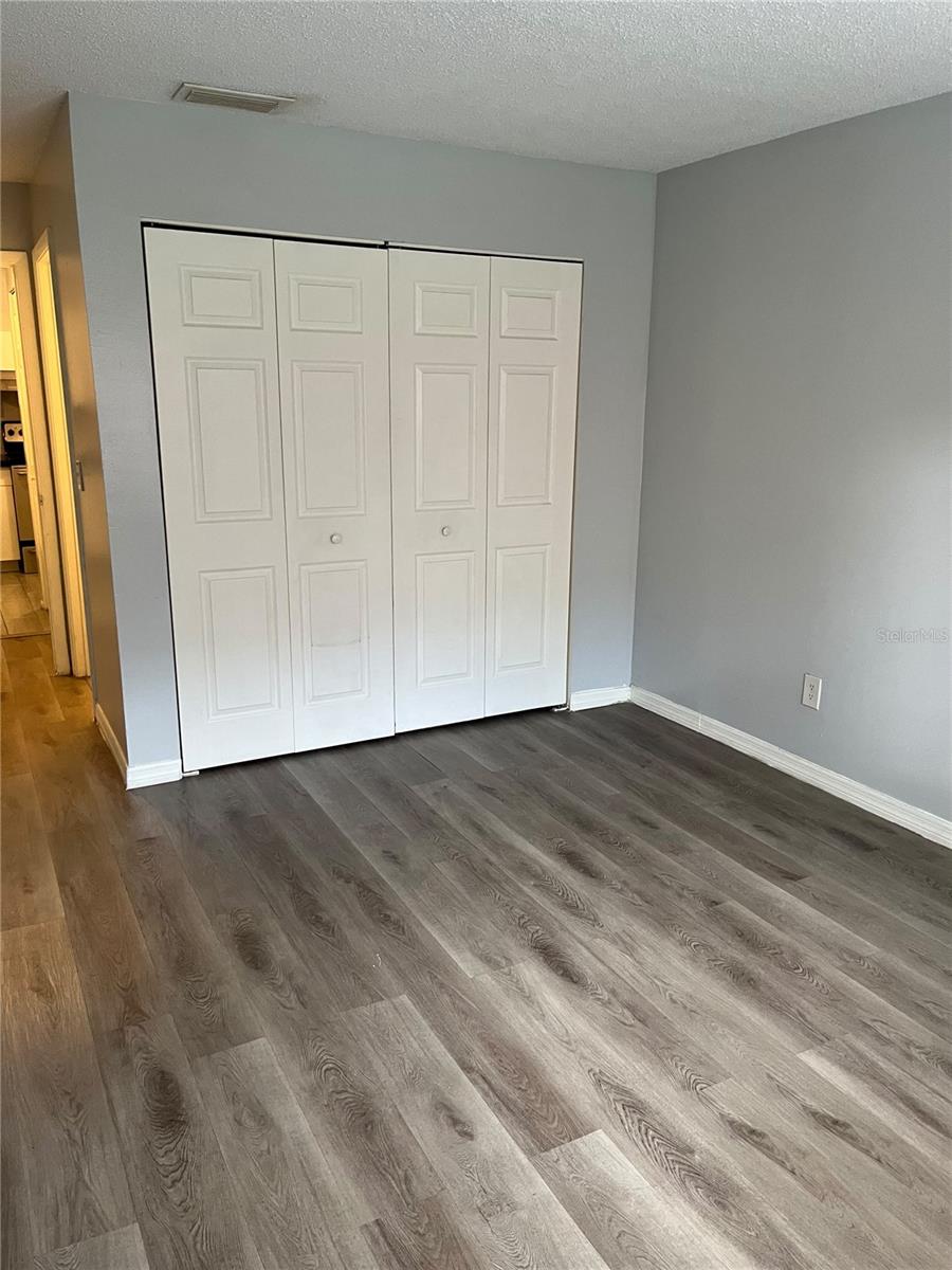 616 KENWICK CIRCLE 105