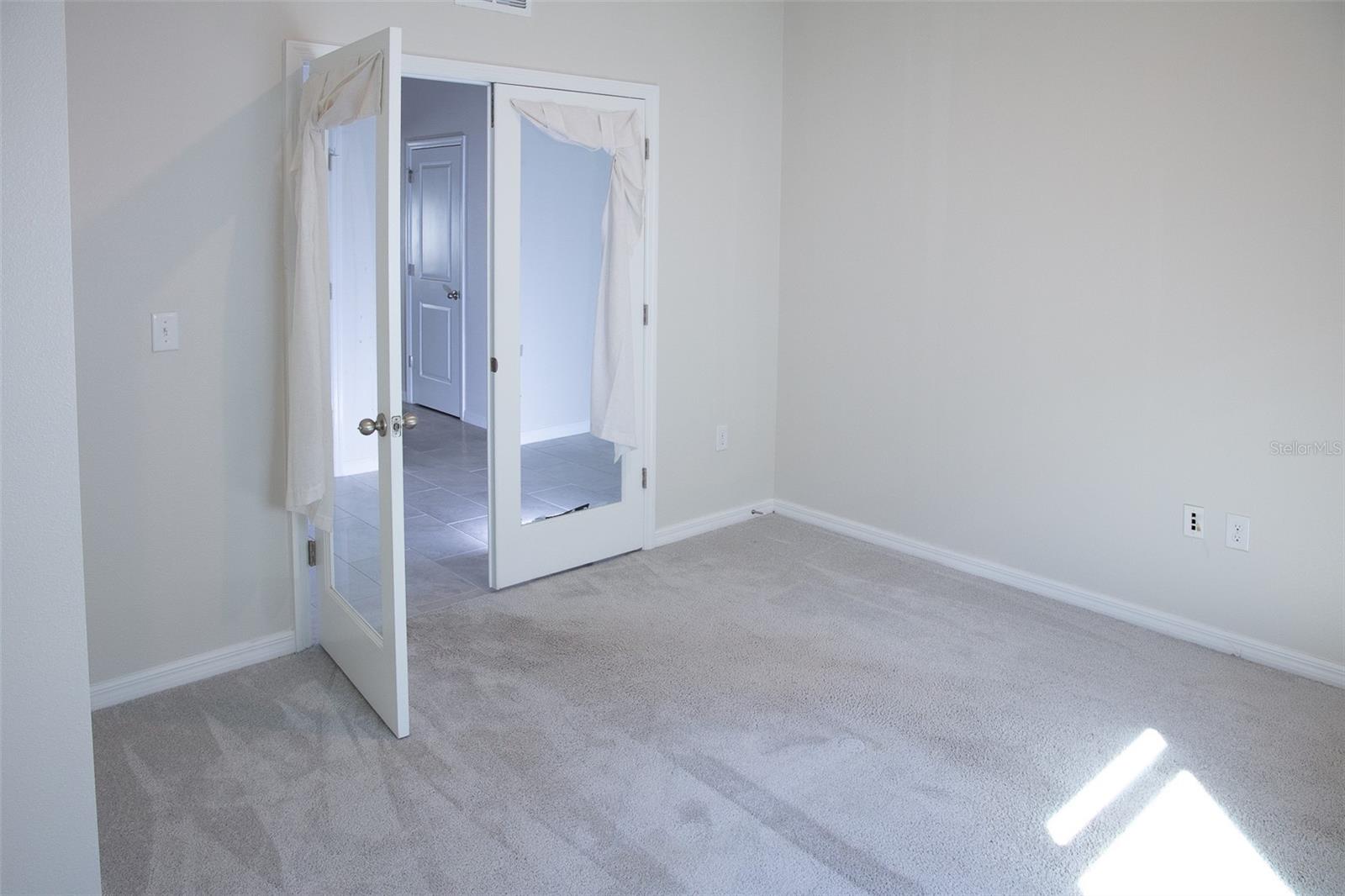 LANDING PH 1 - Residential Lease