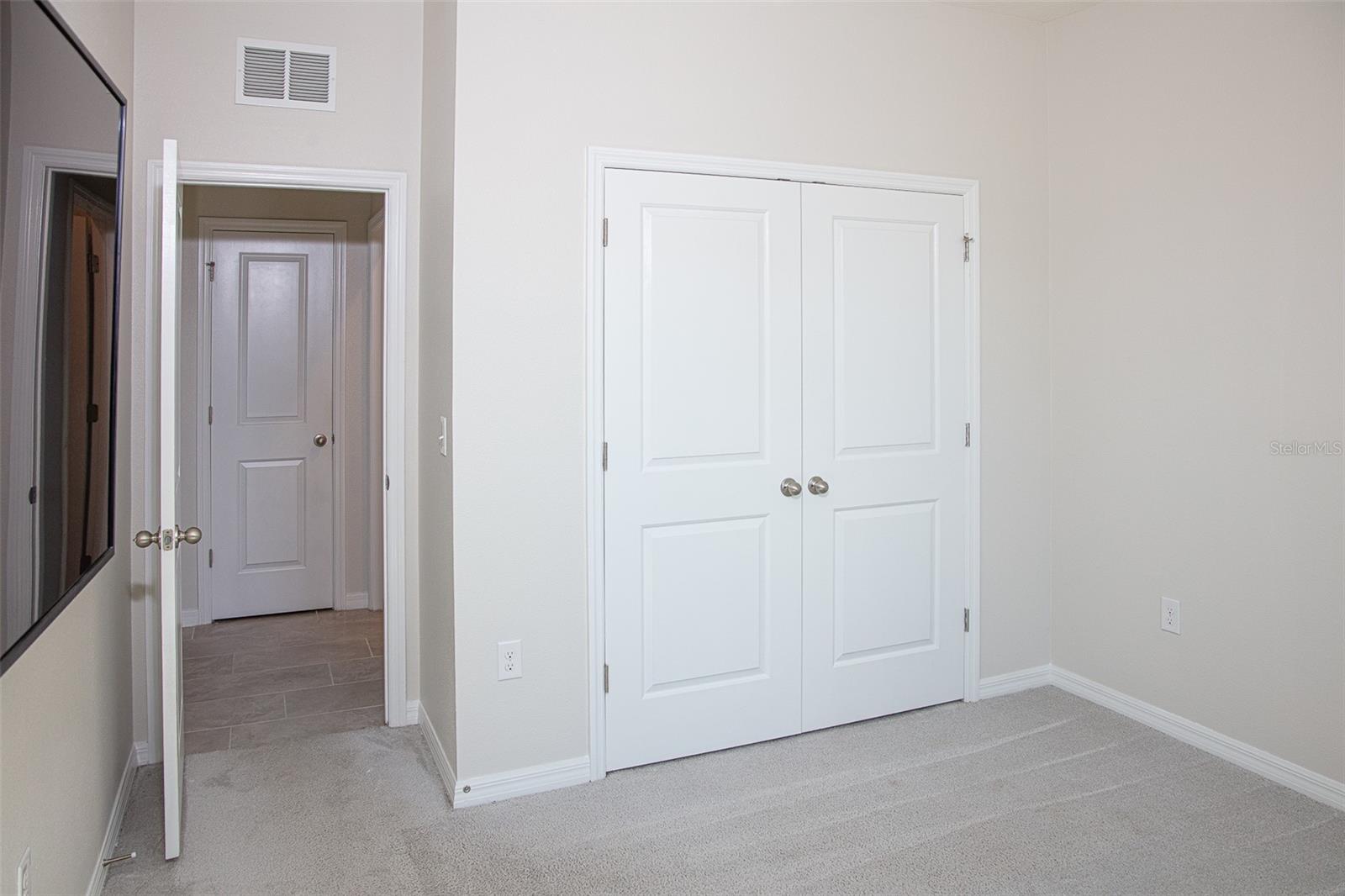 LANDING PH 1 - Residential Lease