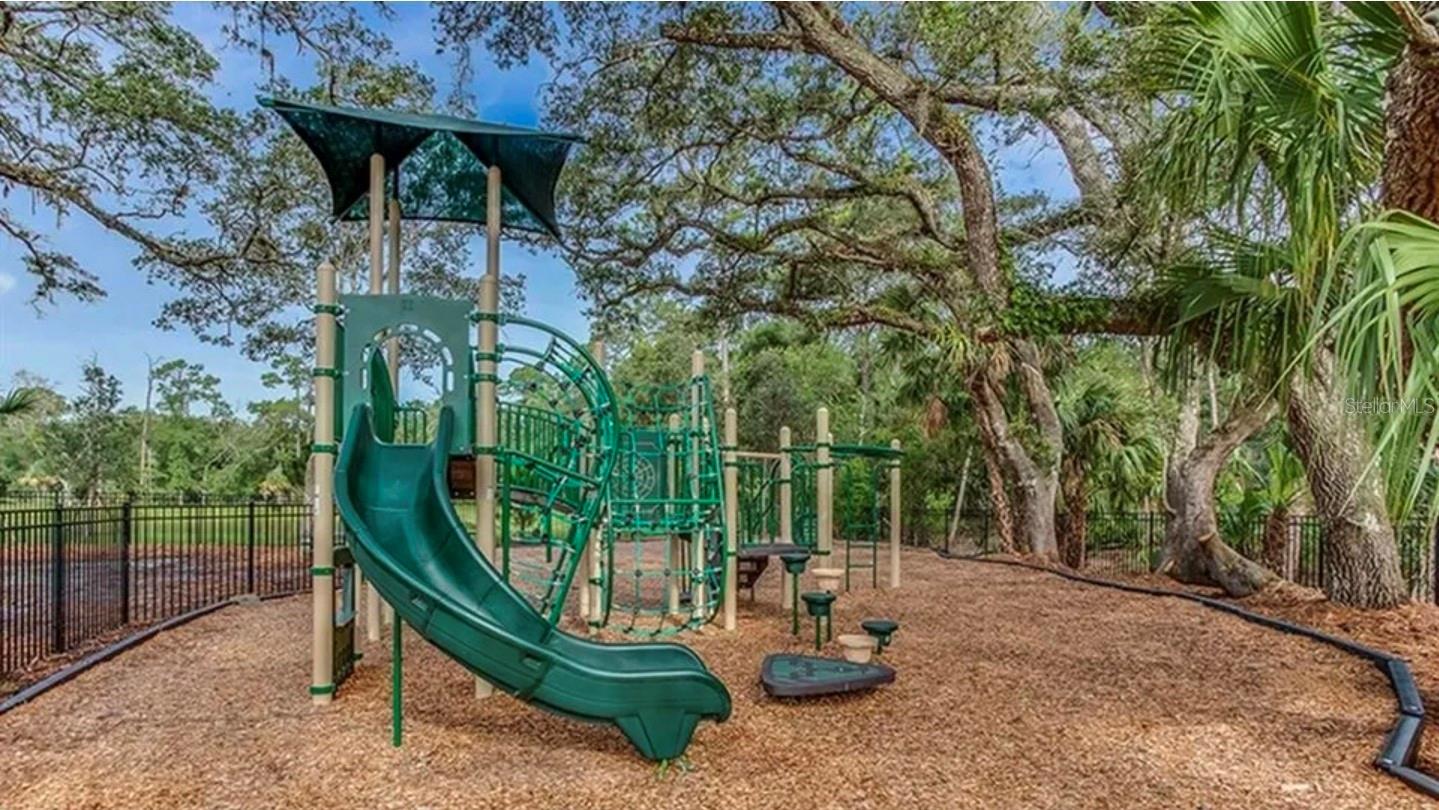 LANDING PH 1 - Residential Lease