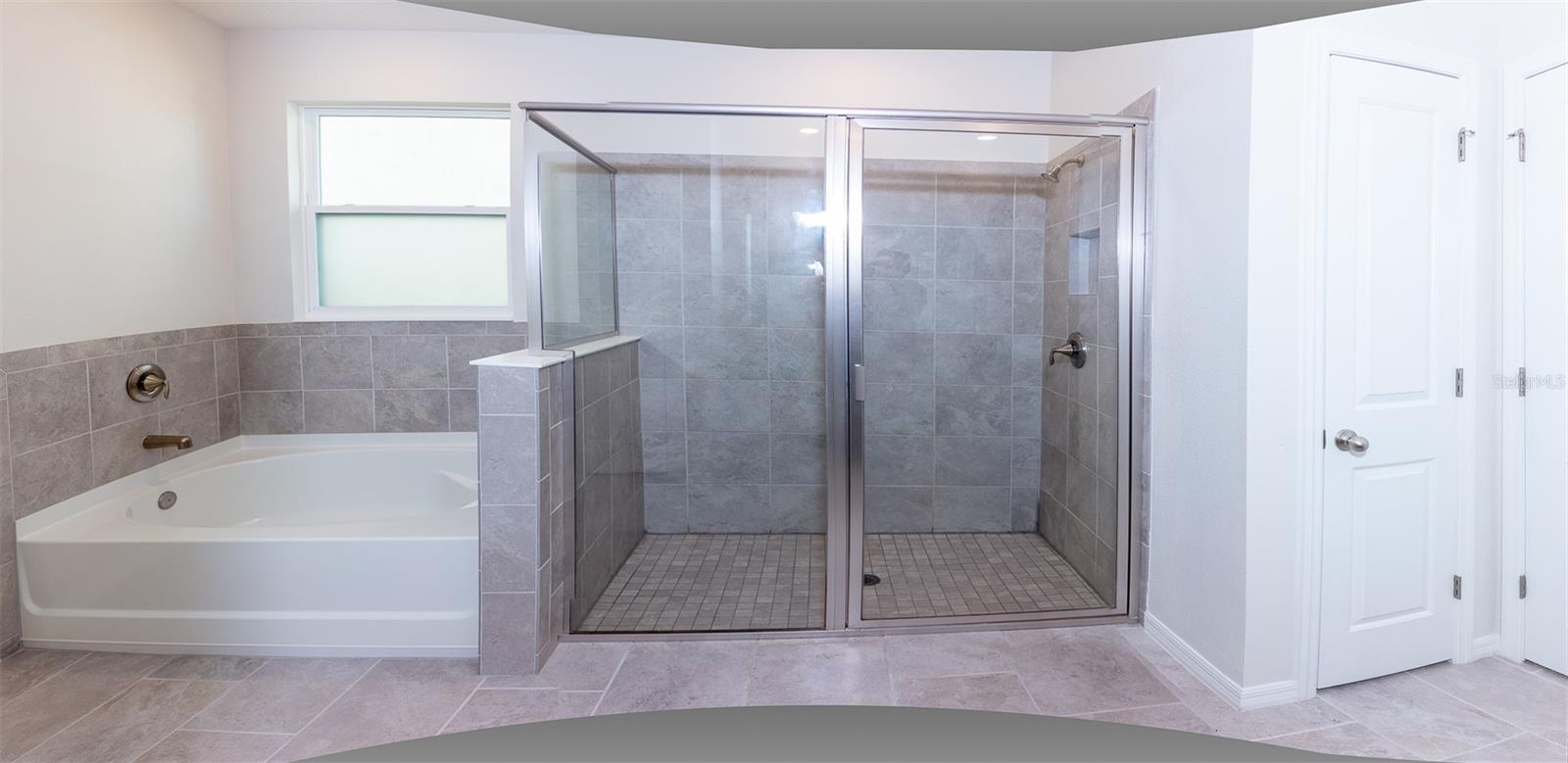 LANDING PH 1 - Residential Lease