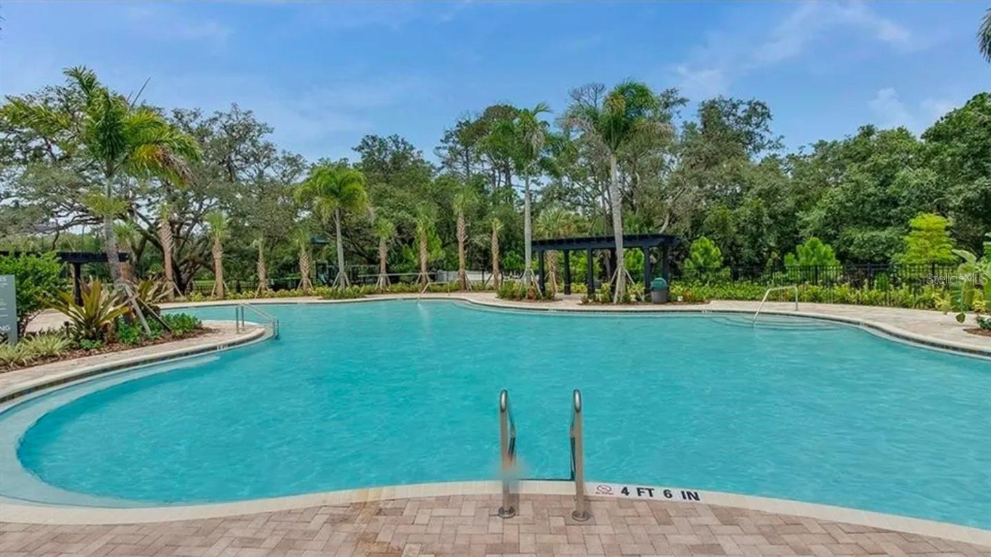 LANDING PH 1 - Residential Lease