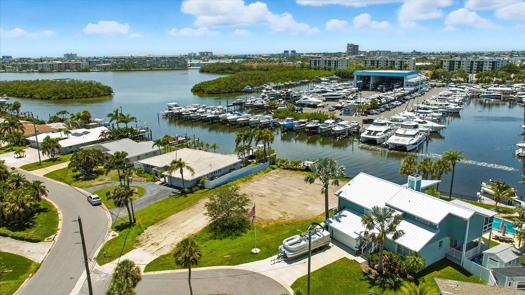 Photo of 1301 Sea Gull Drive S, Gulfport, FL 33707 (MLS # TB8405222)