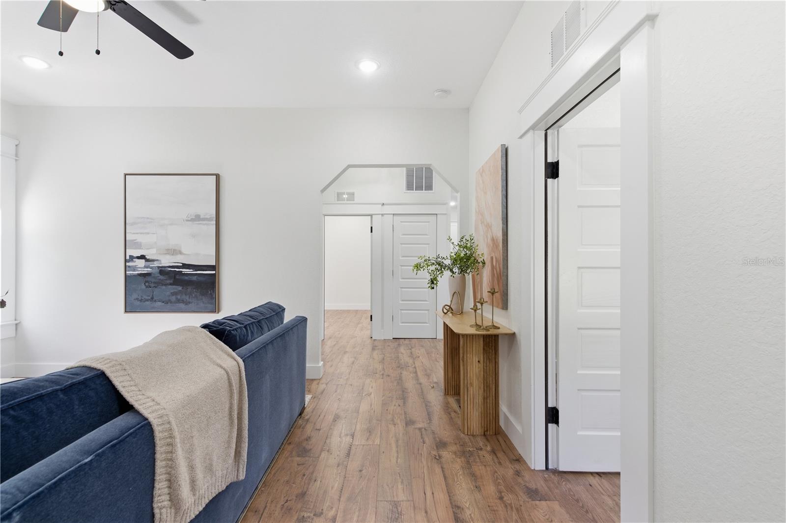 SUWANEE HEIGHTS - Residential