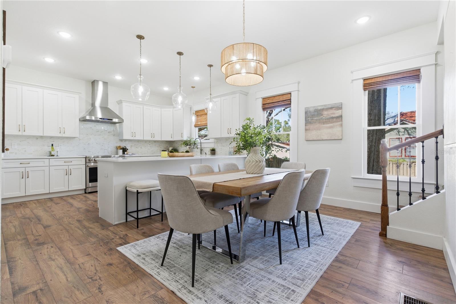 SUWANEE HEIGHTS - Residential