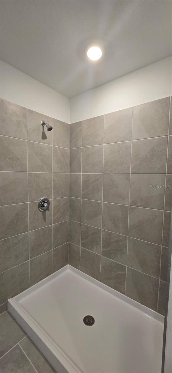 TURNLEAF PHASE 1 - Residential Lease