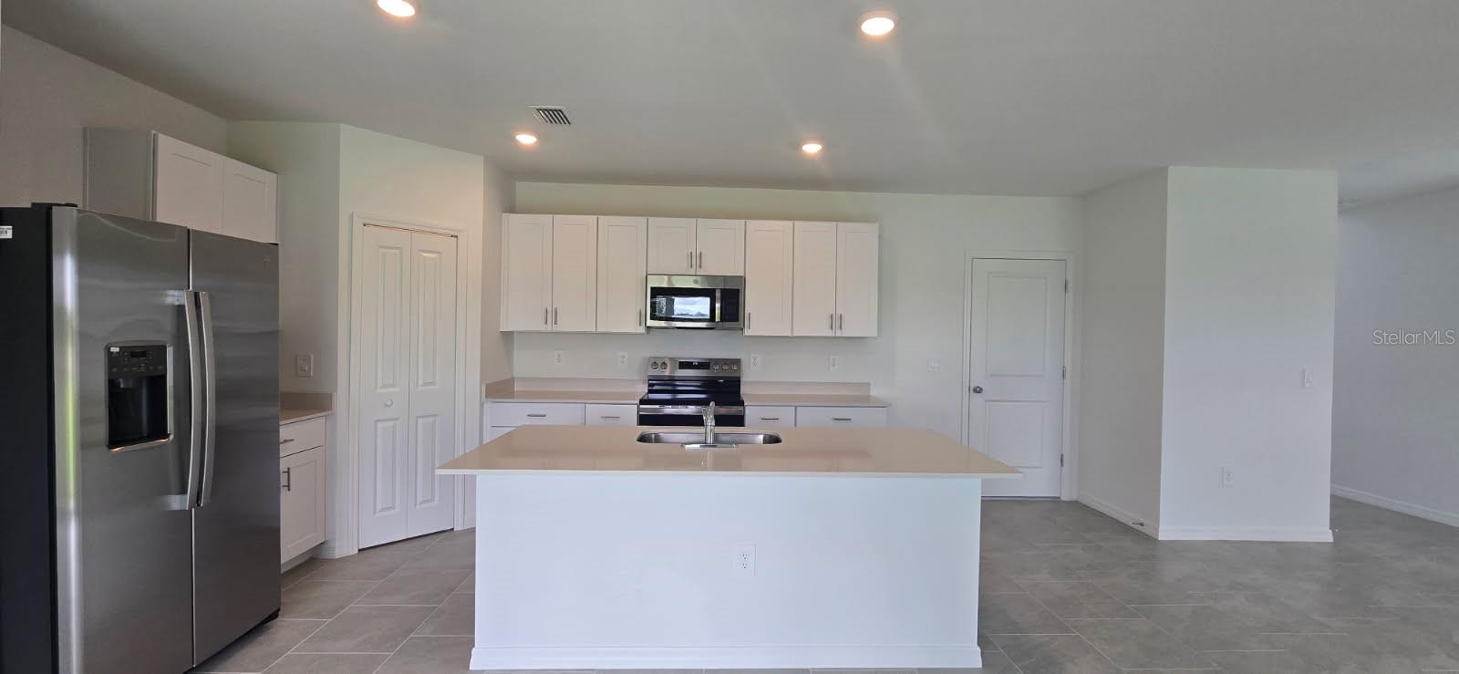 TURNLEAF PHASE 1 - Residential Lease