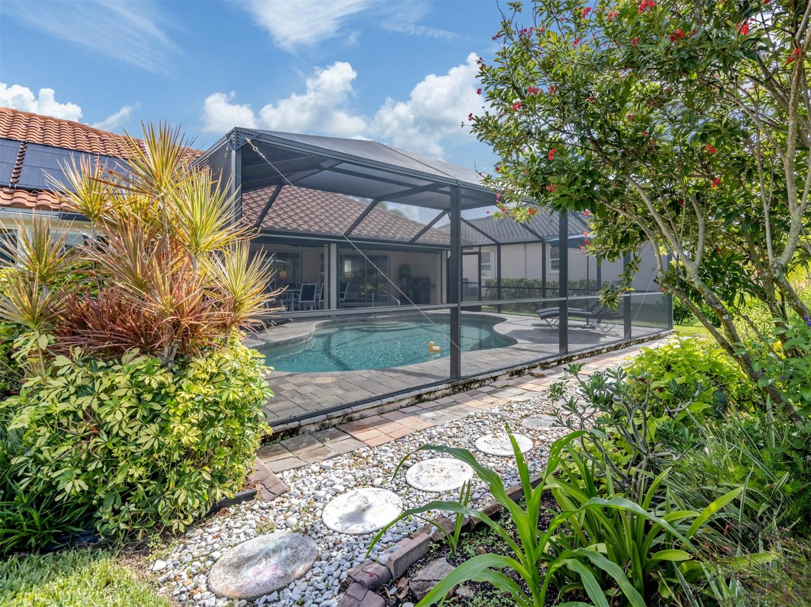 346 ROSELING CIRCLE