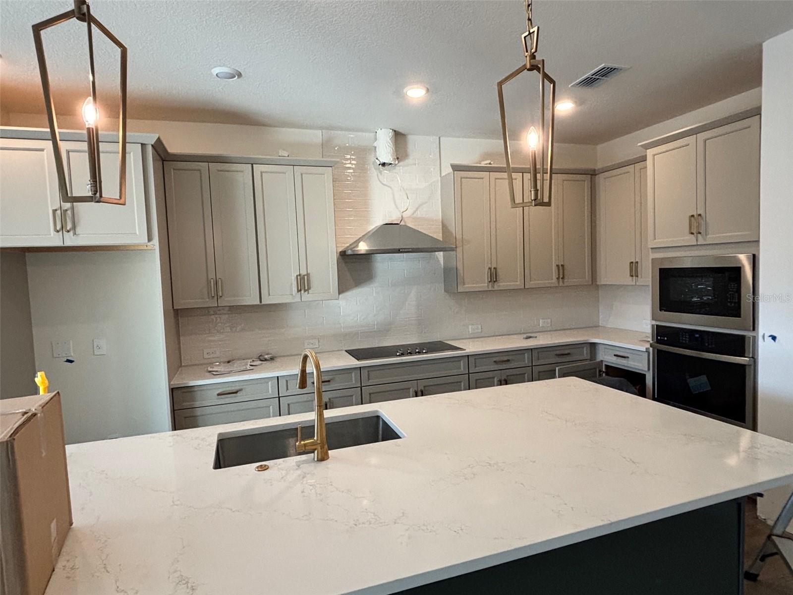 6056 SACRED OAK AVENUE