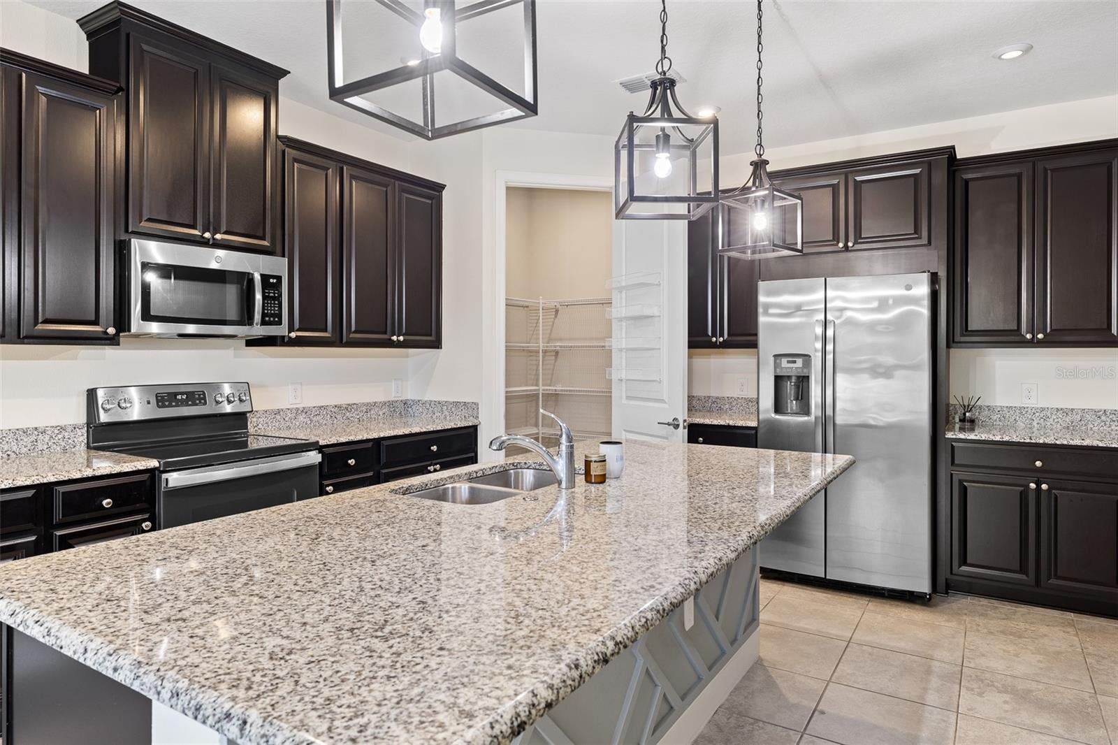 3910 REDFIN PLACE
