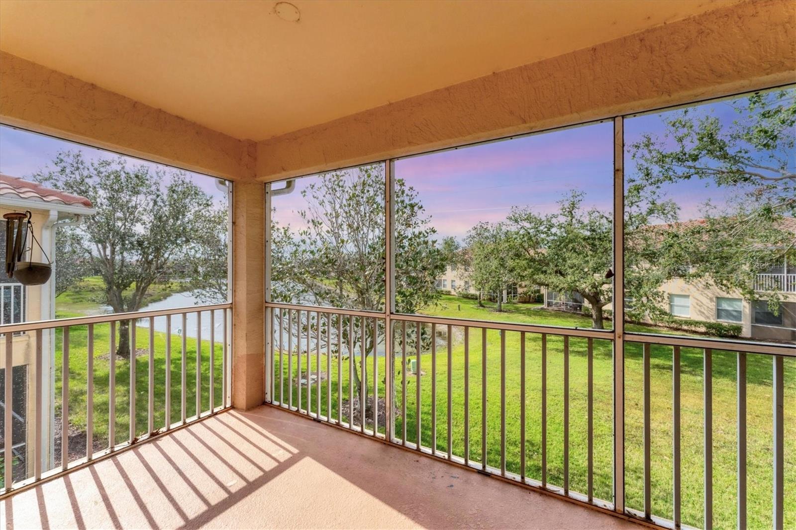 4433 CORSO VENETIA BOULEVARD C18
