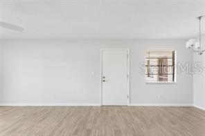 RIVERHOUSE - Residential