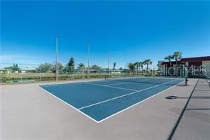 RIVERHOUSE - Residential