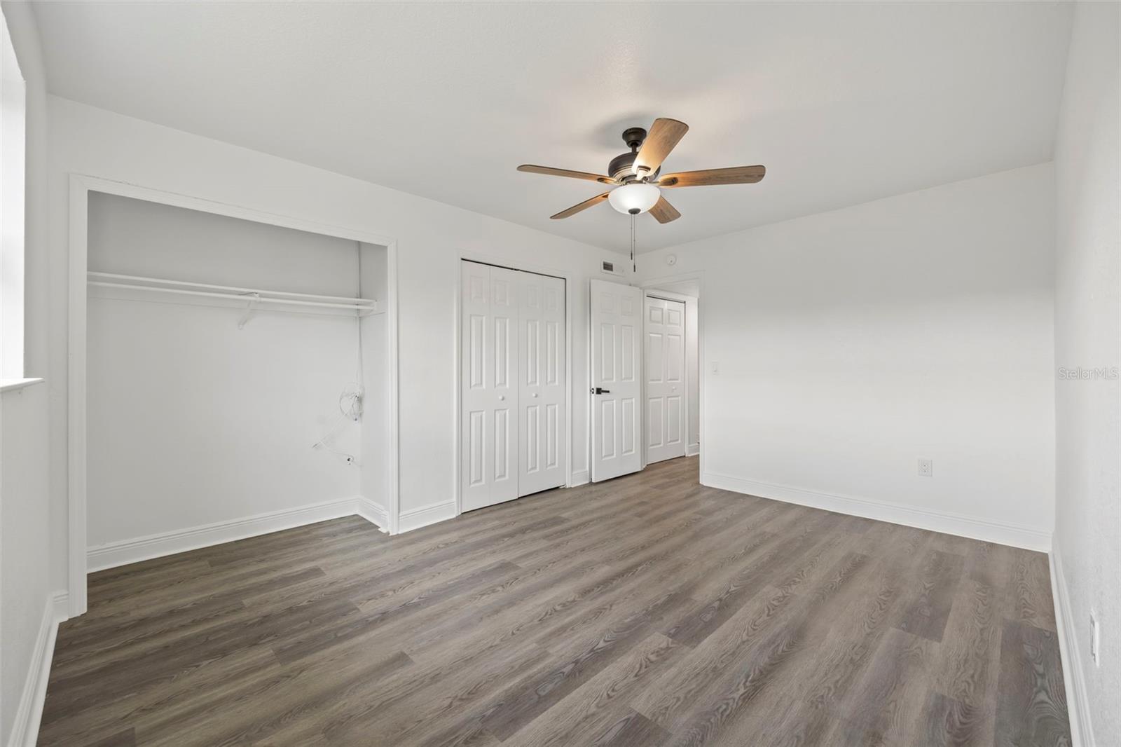 GROVE PARK CONDO - Residential