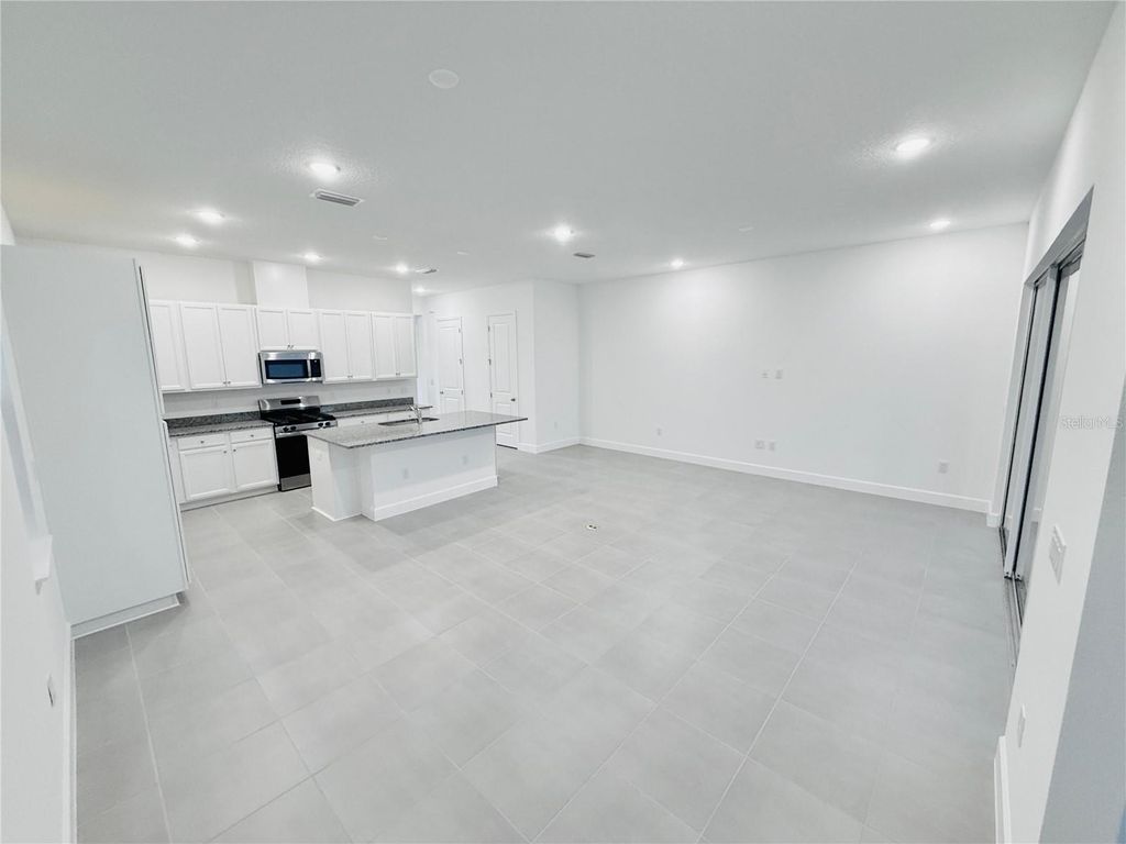 Photo of 12585 Clear Sapphire Drive, Winter Garden, FL 34787 (MLS # O6358101)