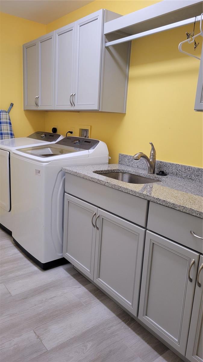 EDGEWATER/HIDDEN BAY PH II BLD - Residential Lease