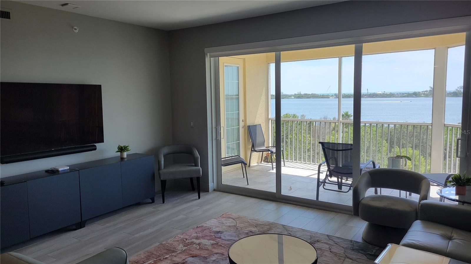 EDGEWATER/HIDDEN BAY PH II BLD - Residential Lease