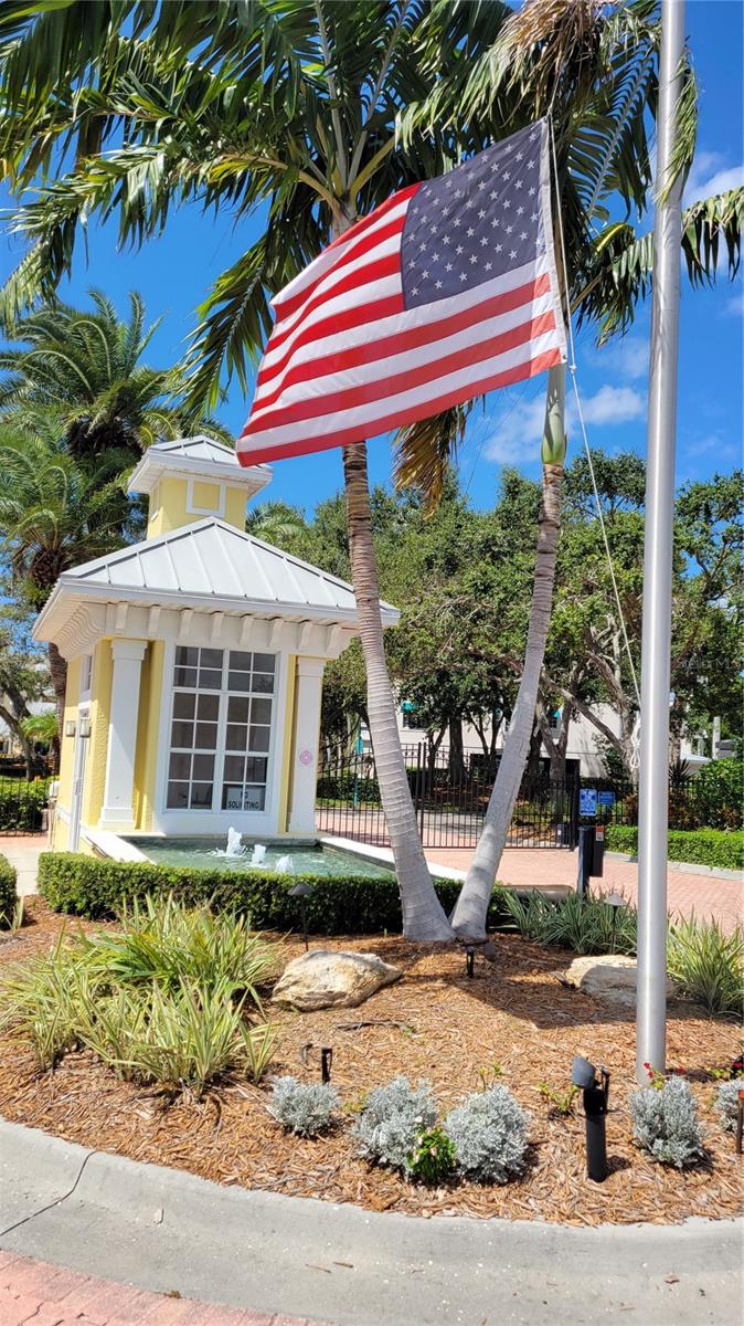 EDGEWATER/HIDDEN BAY PH II BLD - Residential Lease