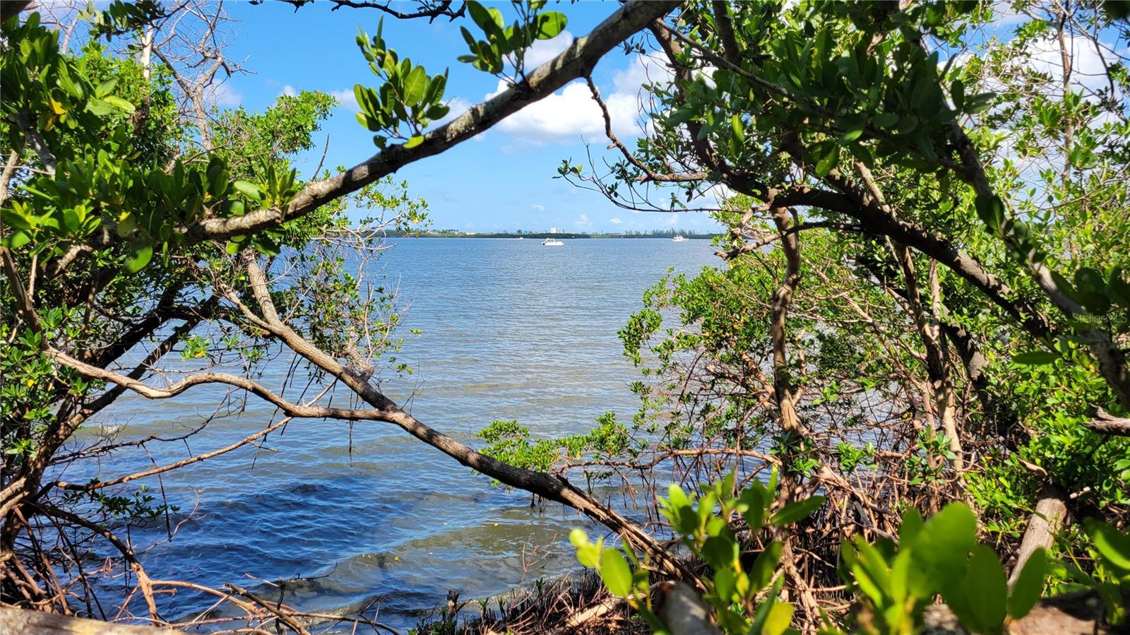 EDGEWATER/HIDDEN BAY PH II BLD - Residential Lease