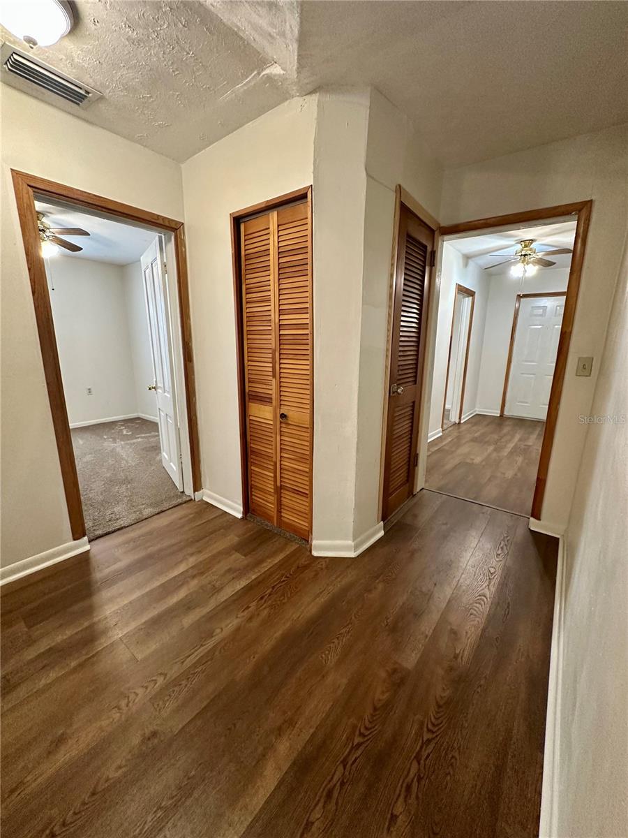 DEKLES 1ST ADD - Residential