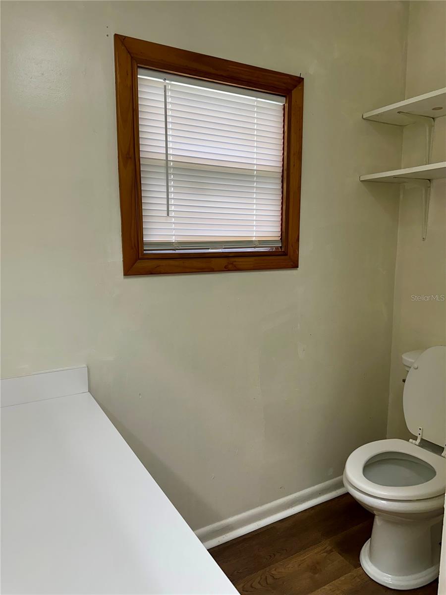 DEKLES 1ST ADD - Residential