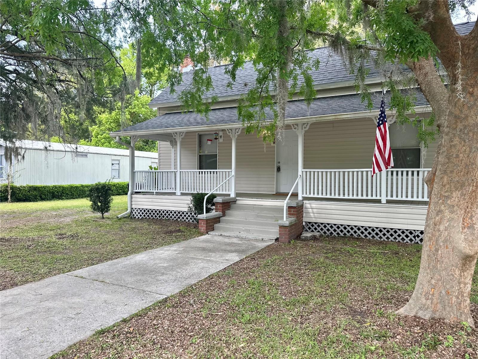 DEKLES 1ST ADD - Residential