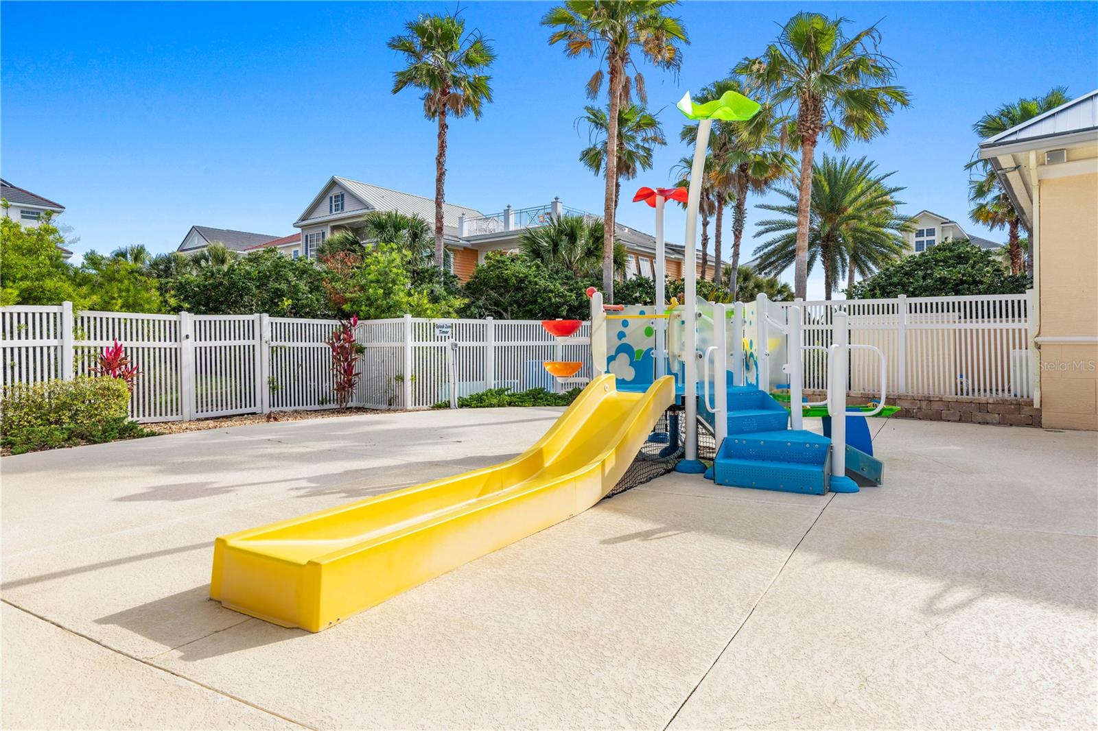 OCEAN HAMMOCK - Land