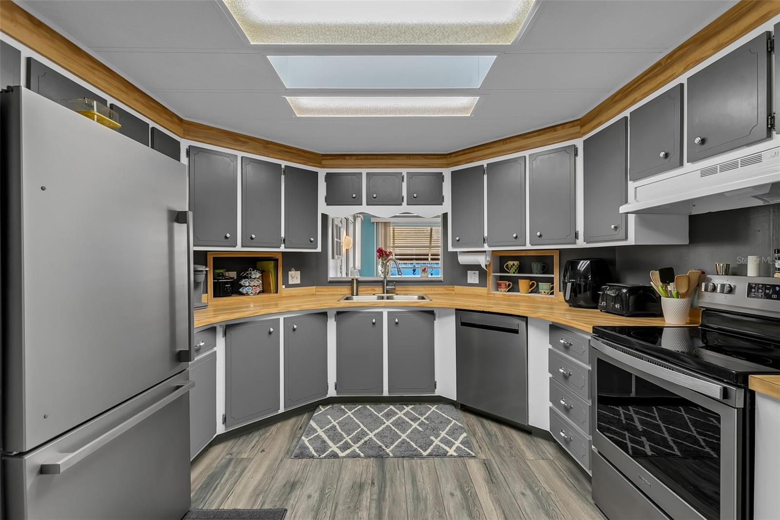 TERRA CEIA MANOR CO-OP - Residential