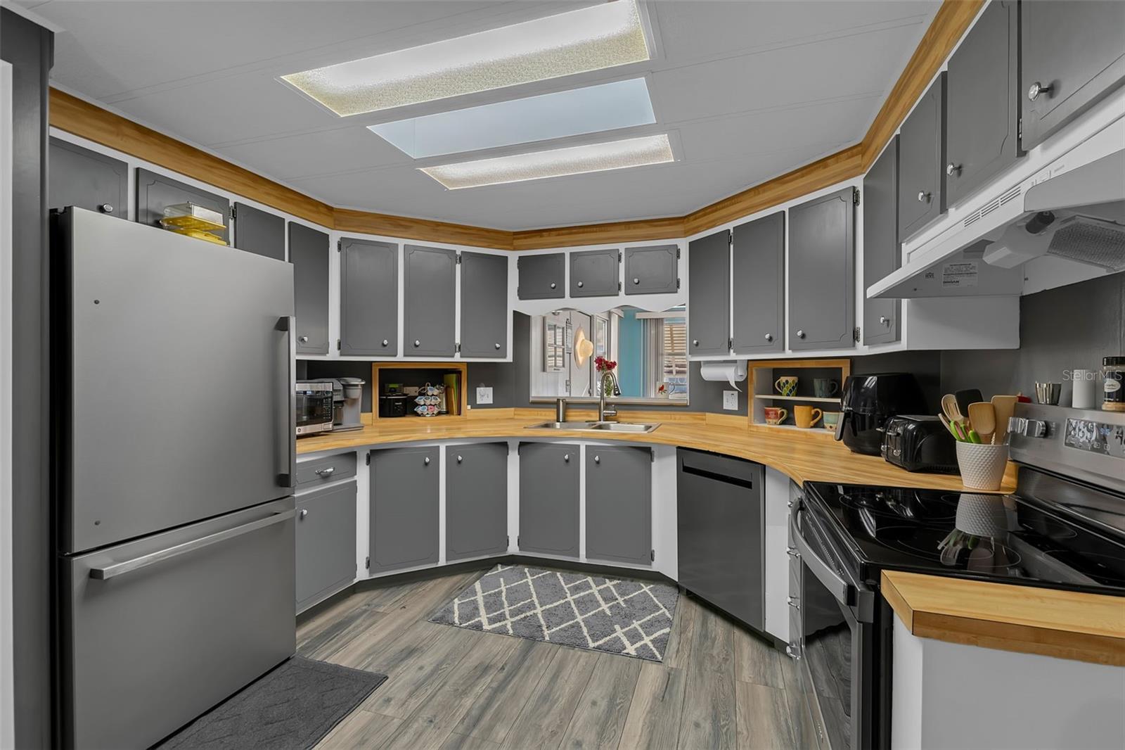 TERRA CEIA MANOR CO-OP - Residential