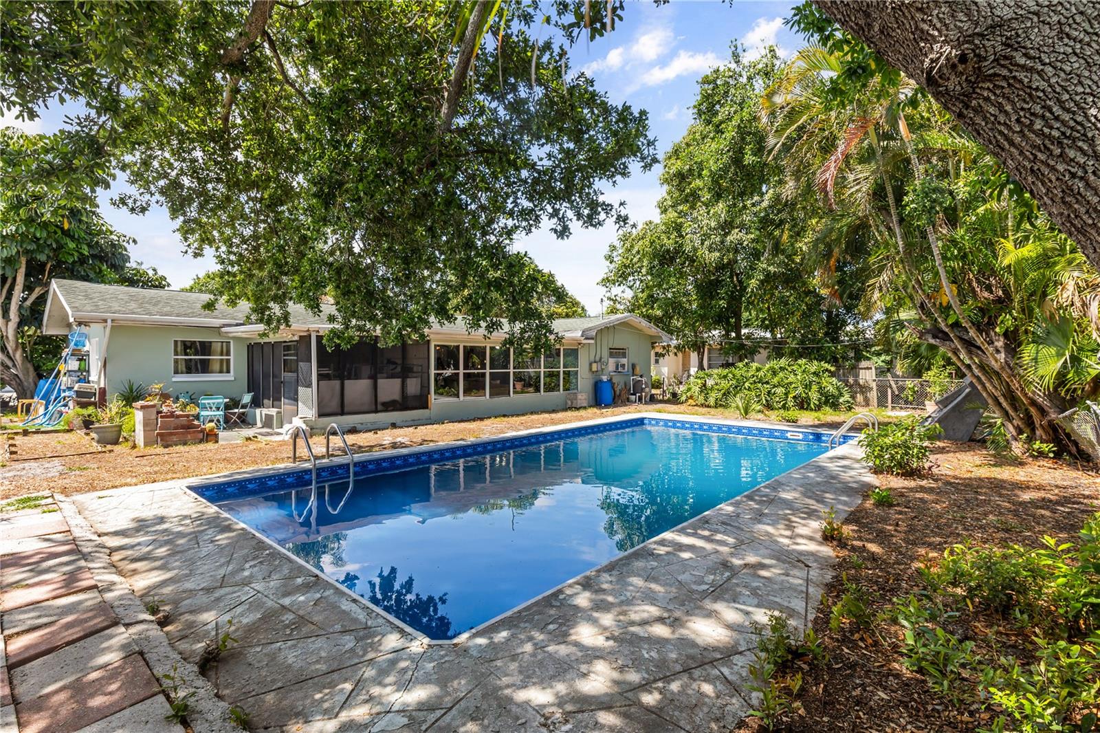 SUNSET HIGHLANDS - Residential