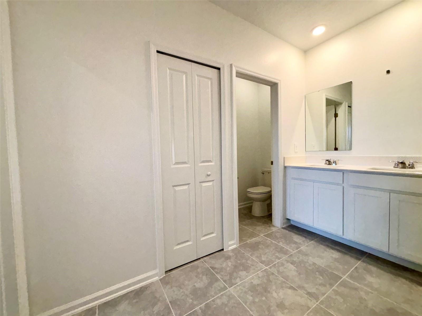 FOX NORTH - Residential Lease