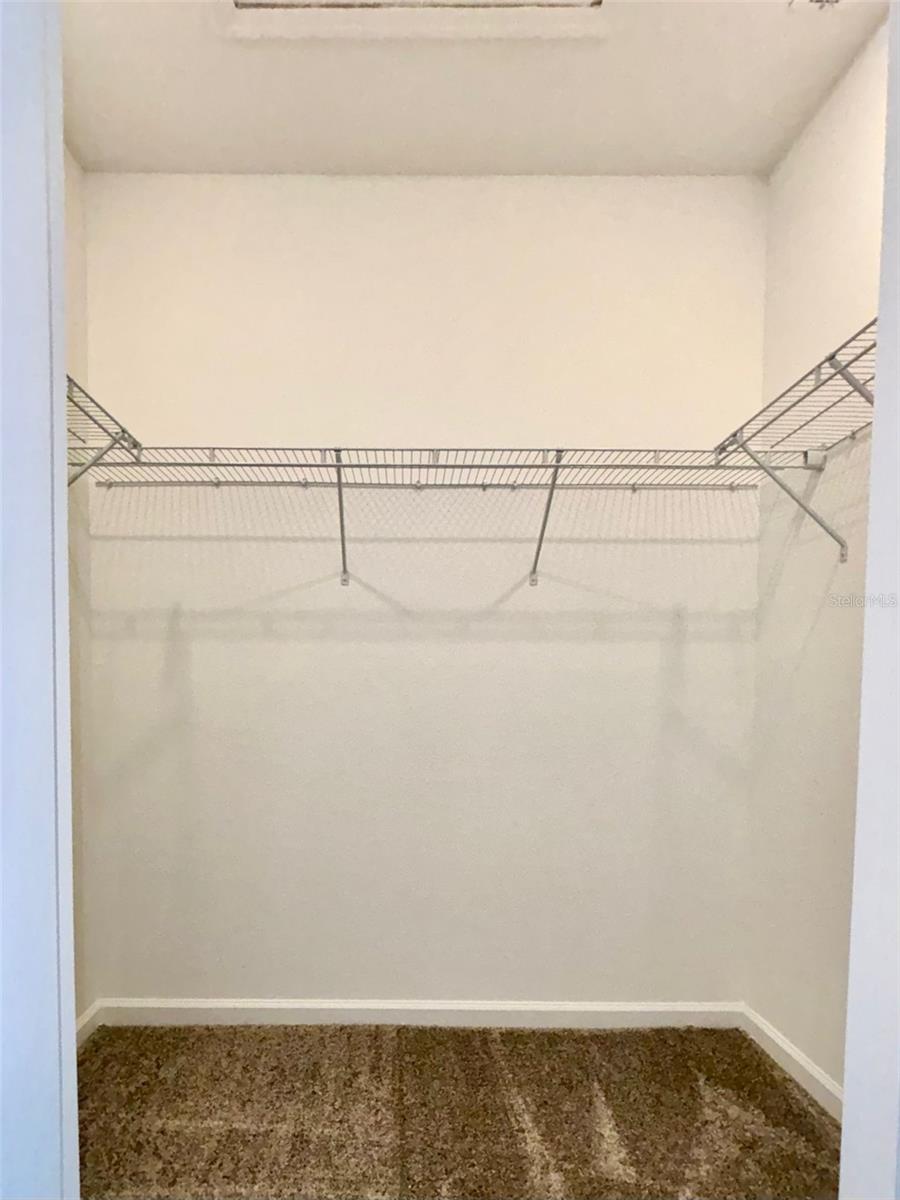 FOX NORTH - Residential Lease