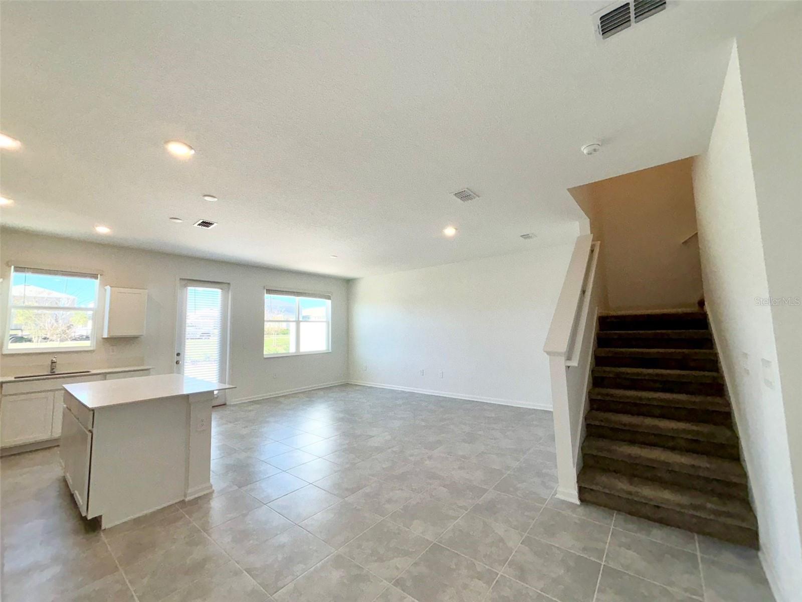 FOX NORTH - Residential Lease