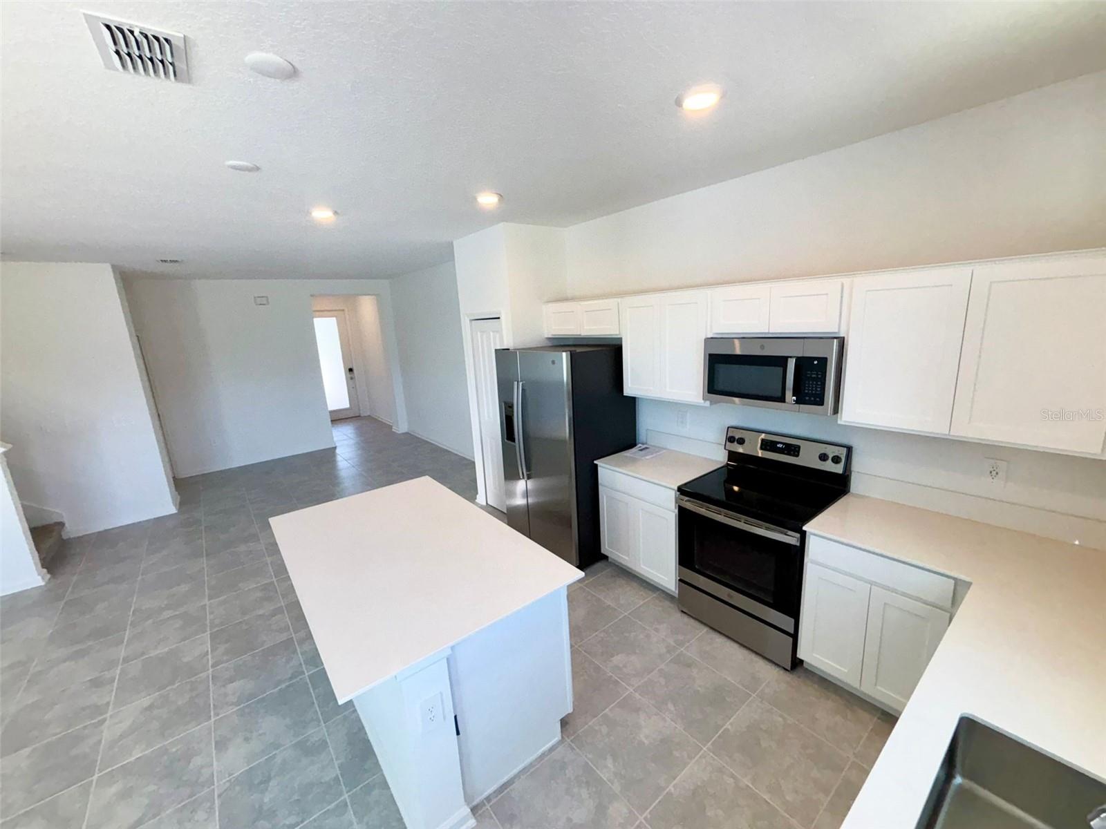 FOX NORTH - Residential Lease