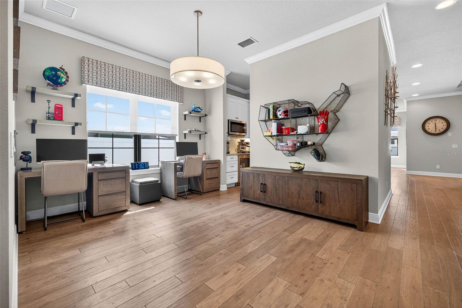 3702 W SAN LUIS STREET