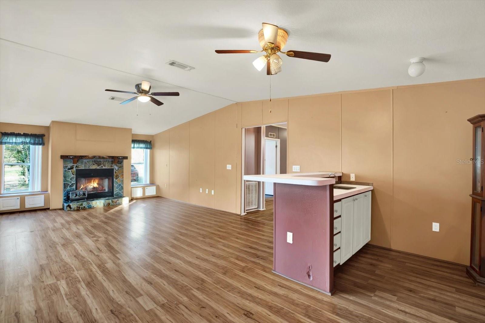 AC SPRING HILL AREA (AC07) - Residential