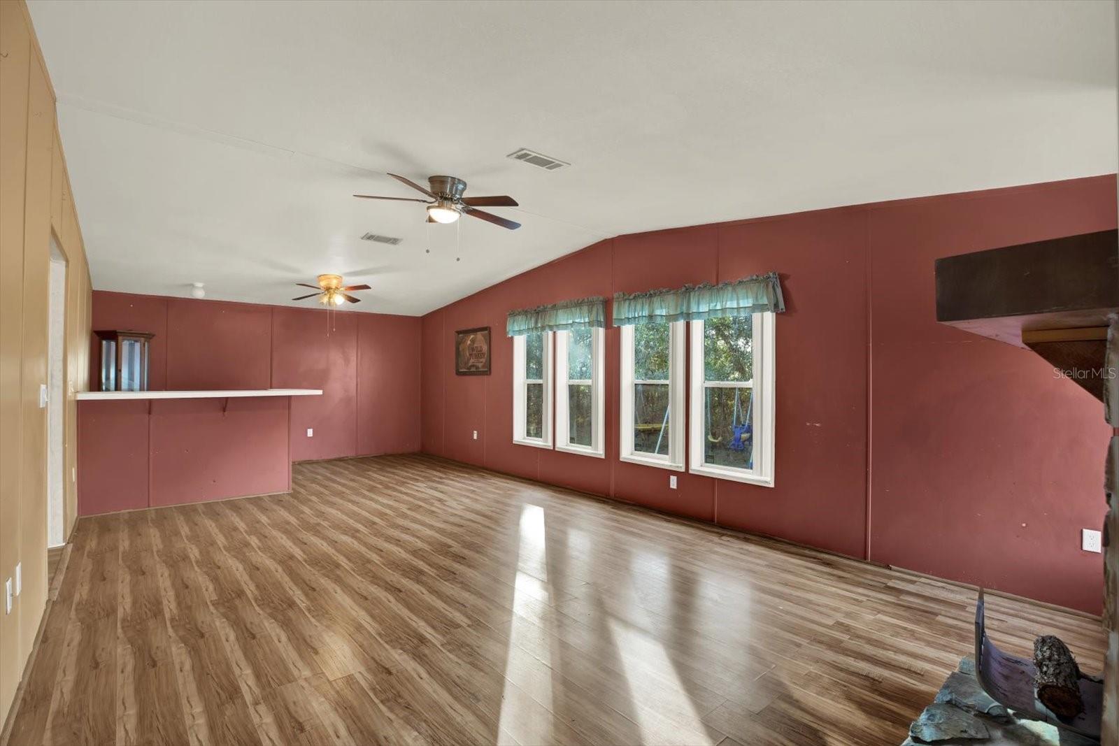 AC SPRING HILL AREA (AC07) - Residential