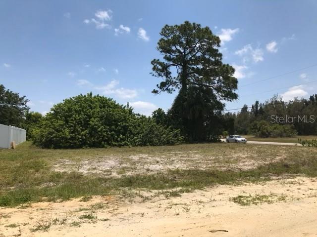 CAPE CORAL - Land